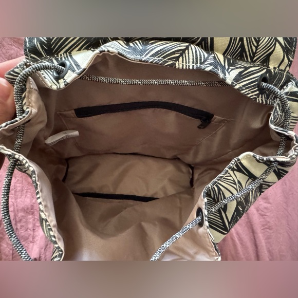 Kavu Backpack - Picture 8 of 8